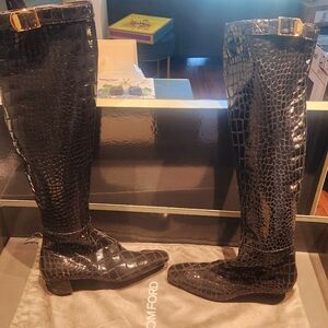 Never worn- Tom Ford knee high leather dark chocolate/black low heel boots